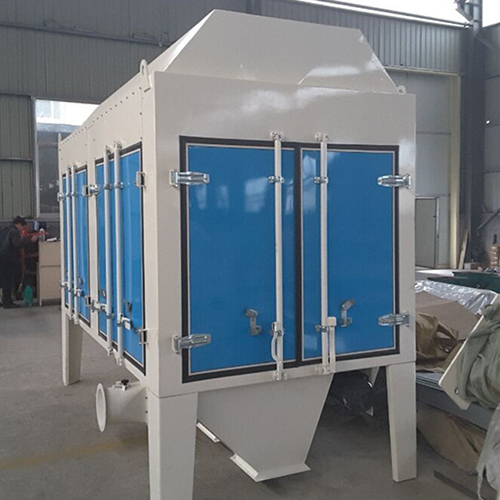 Grain cleaning machine