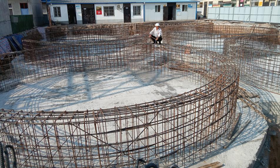 5 sets bulk grain storage steel silos with different volumes for a distillery in