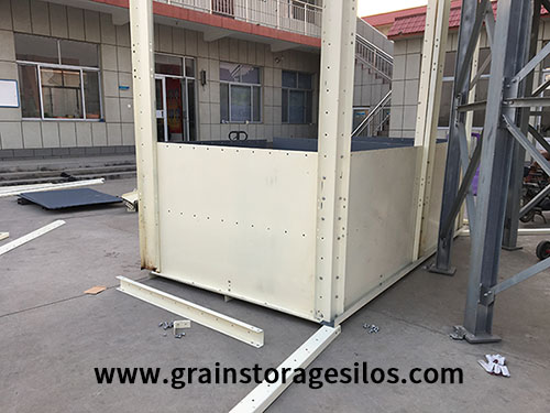 Flat silo and hopper silo are round type silo, one special silo is square silo